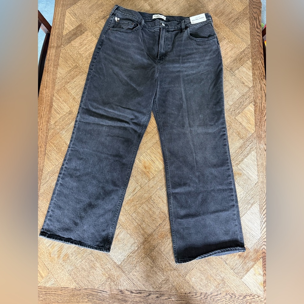 Abercrombie & Fitch Black High Rise 90’s Relaxed Jeans